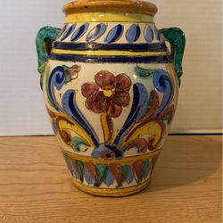 Vintage  handmade early Italian Majolica sculpture pottery vase jar urn 7 1/2” x 7”  B19