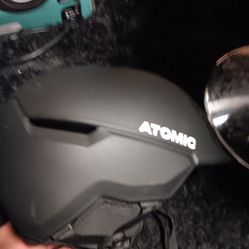 Atomic Helmet Holo Core