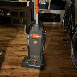 Hoover 2 Motor Heavy Duty Hushtone Commercial Vacuum 