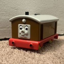 Thomas Train Golden Bear Toby