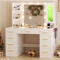 Vanity Desk still In The Box