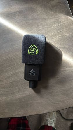 Lewitt Microphone