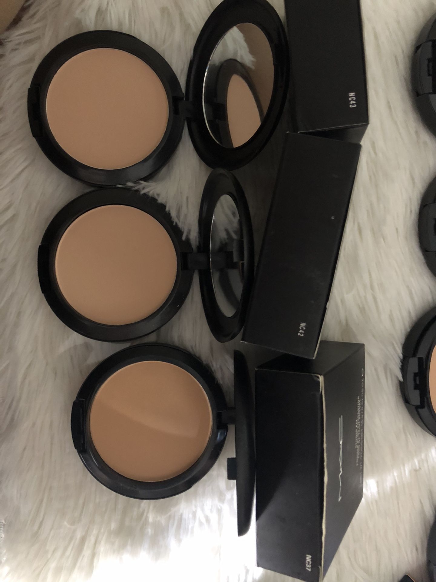 MAC FOUNDATION $13 ONLY PICK UP IN SYLMAR