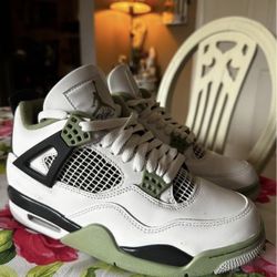 Two pair of Jordan size 7.5 women or 6 Men