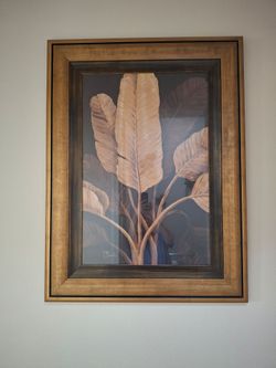 Upscale Large Leaf Artwork w/ Gold Wooden Frame