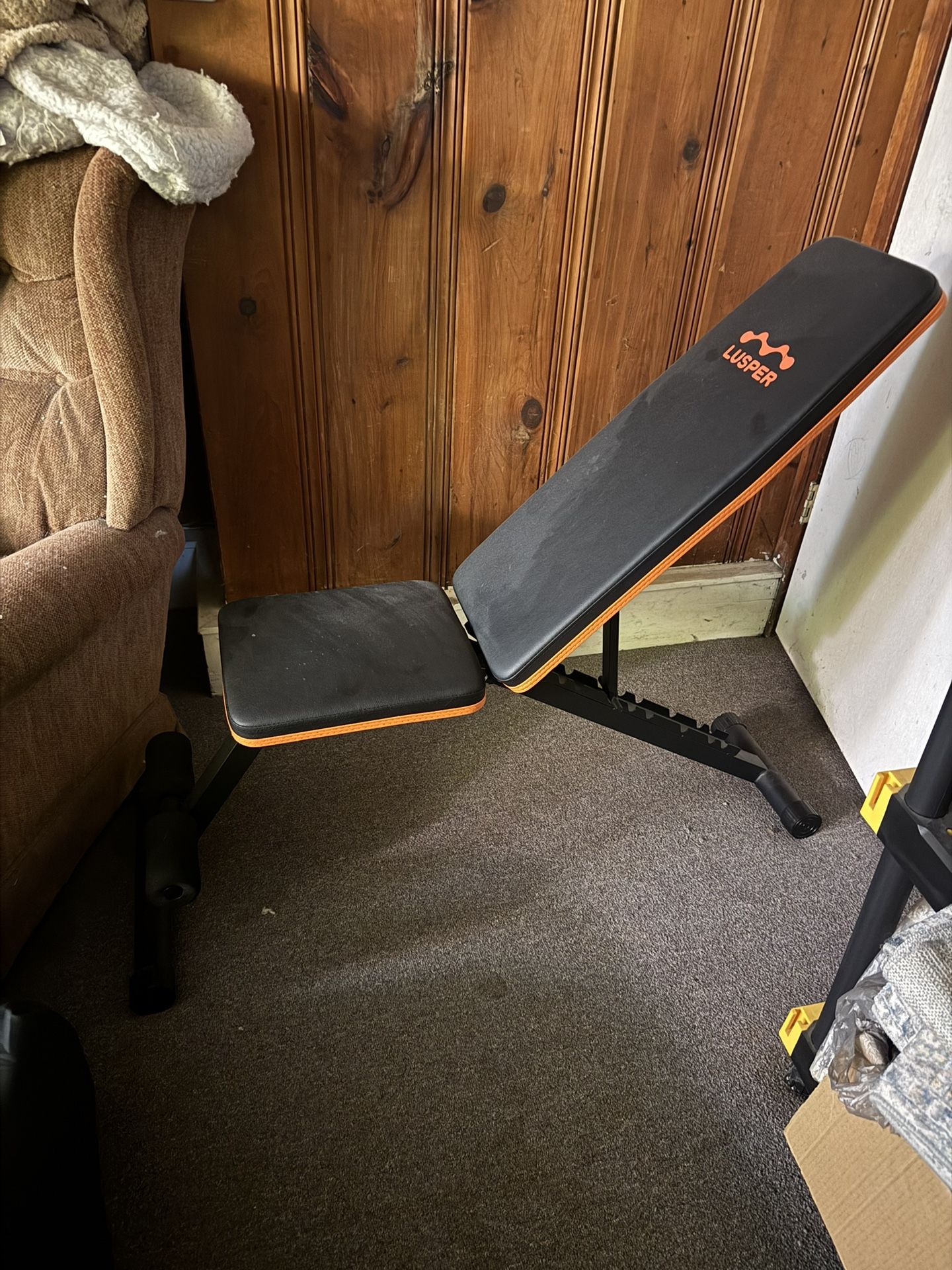 Weight Bench