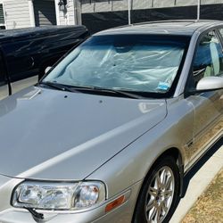 2005 Volvo S-80