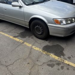 2000 Toyota Camry