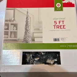 5 Feet Christmas Tree
