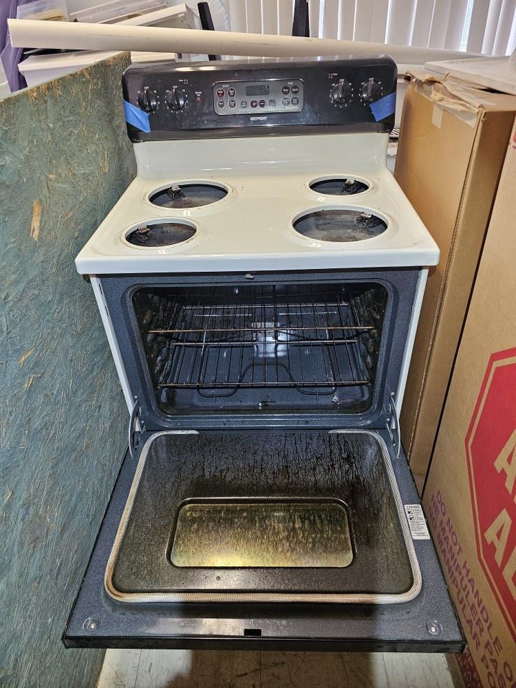 Hotpoint Stove