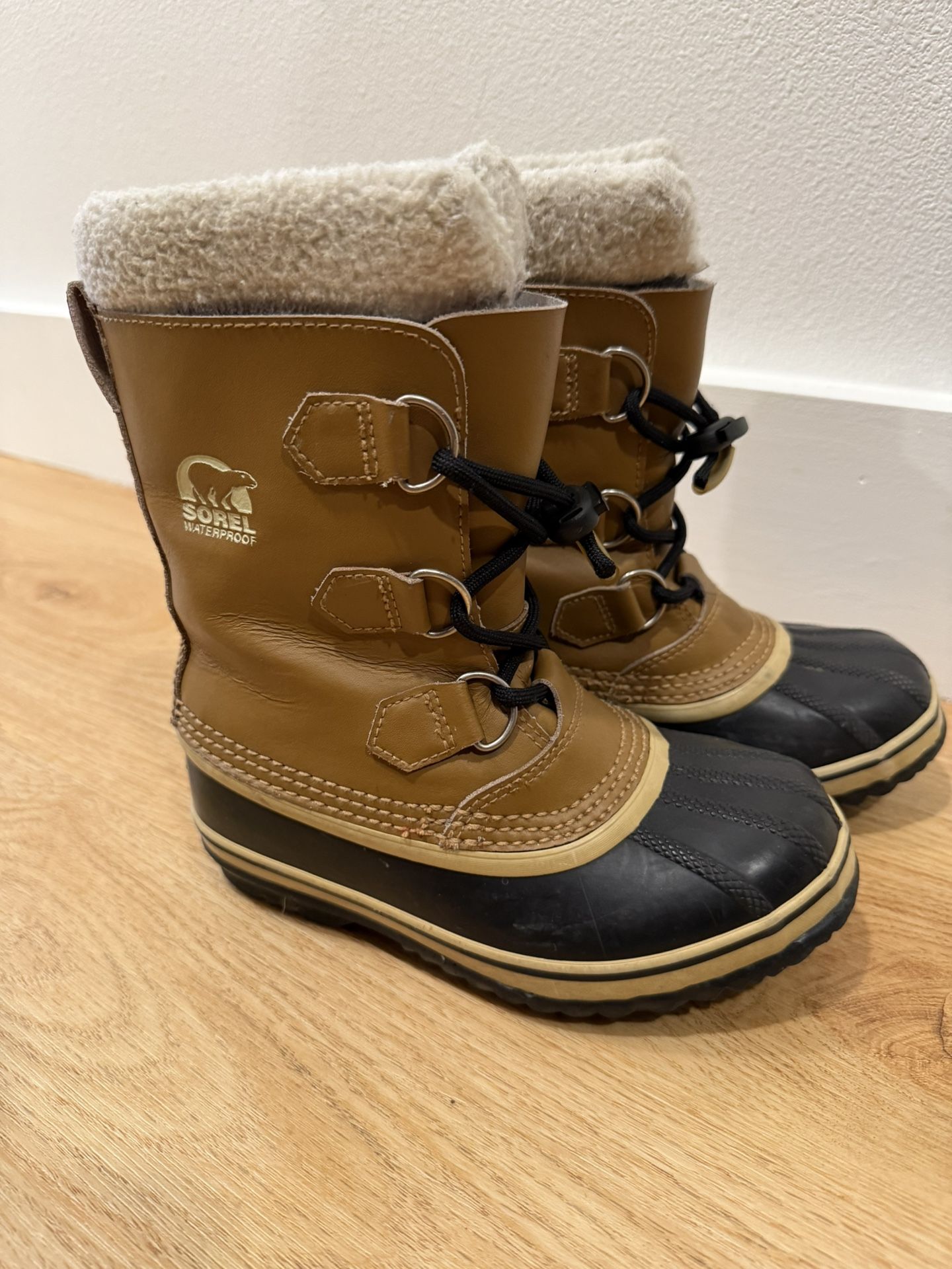Sorel Winter Boots, Big Kids Size 2