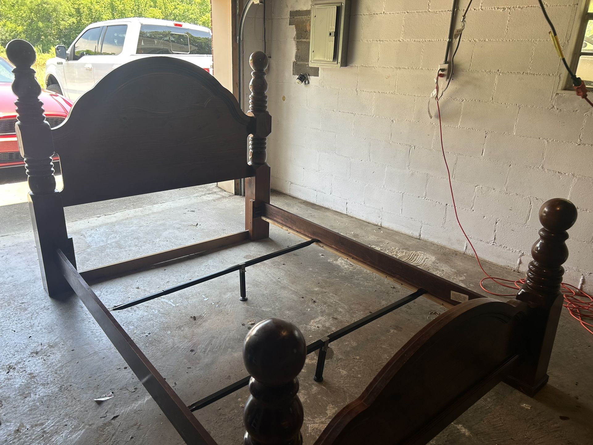 Full To queen Size Oak Bed Frame