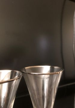 Champagne glasses with silver
