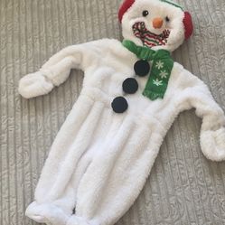 FAO Schwarz Baby Snowman Onesie 3-6 M Excellent condition