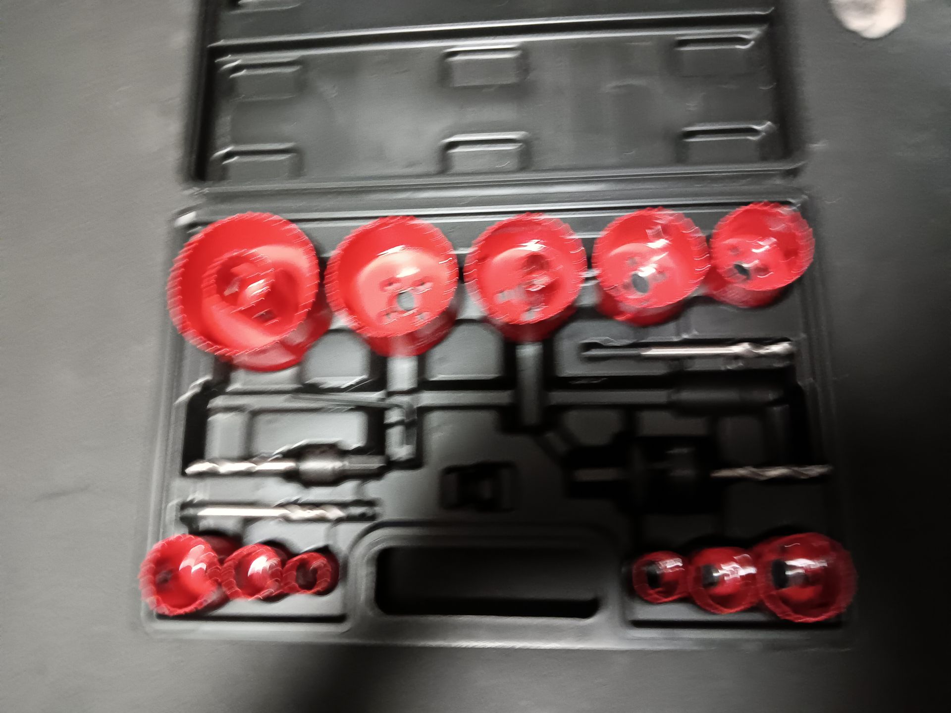 21 piece metal hole saw kit