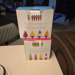Free Pop Molds PENDING PICK UP 