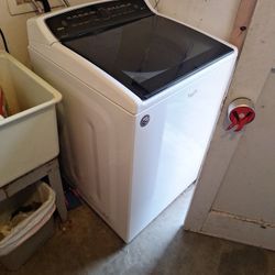 Whirpool Dryer And Washer