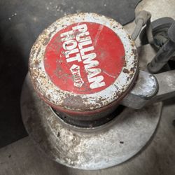 Pullman Holt Cleaner 