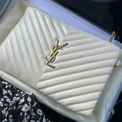 Clutch Purse!