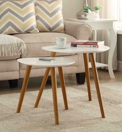 Set of 2 Round End Tables for Home accent piece
