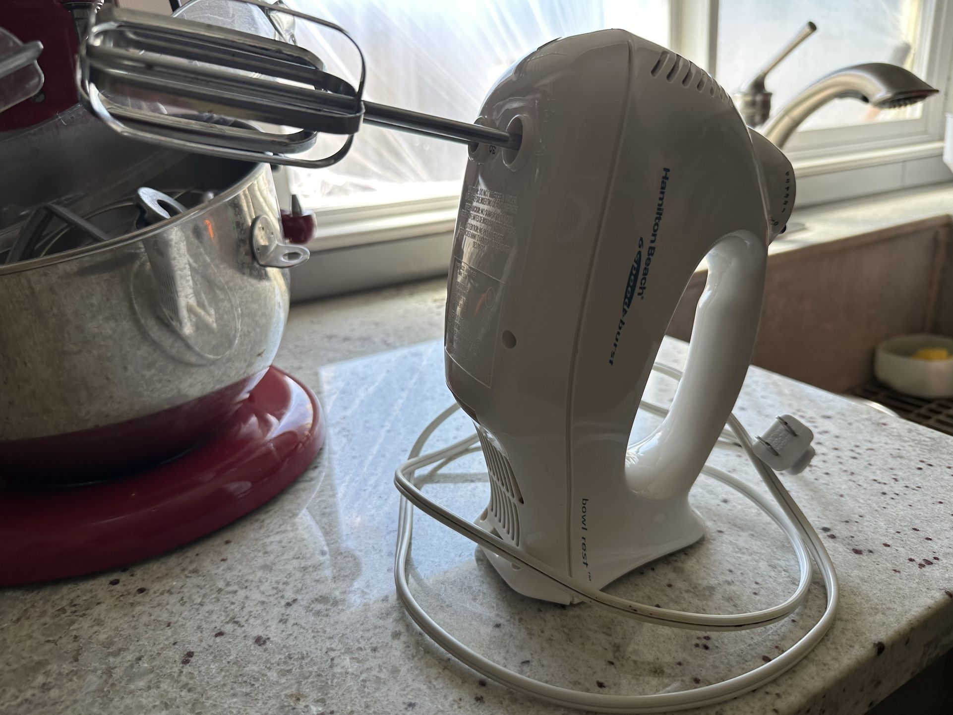6 Speed Hand Mixer