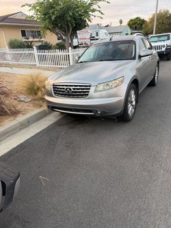 Infiniti SUV