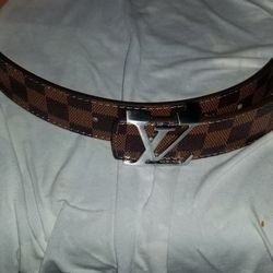 Louis Vuitton Damier belt LV buckle 42/105