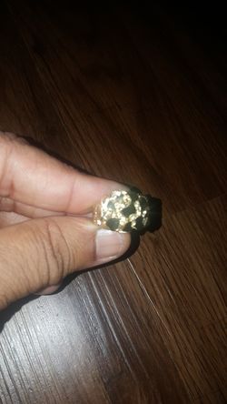 10 karat gold nugget ring