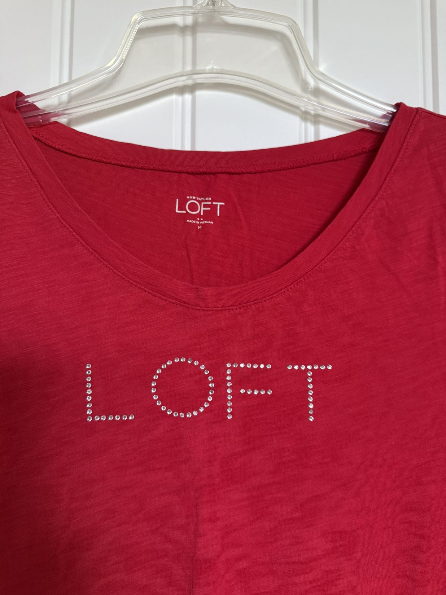 ann taylor loft red tee size M never worn