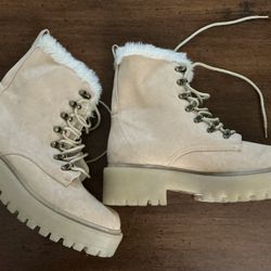 Boots With Tha Furrr