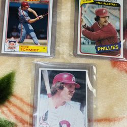 Mike Schmidt(3) & Greg Luzinski(1) Vintage PHILLIES L0T
