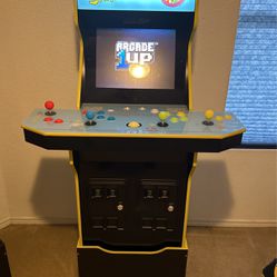 Arcade 1 Up
