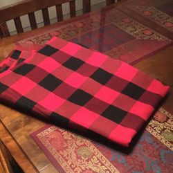 Table Clothe For a Rectangle Regular Table $10