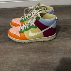 Nike Dunks 