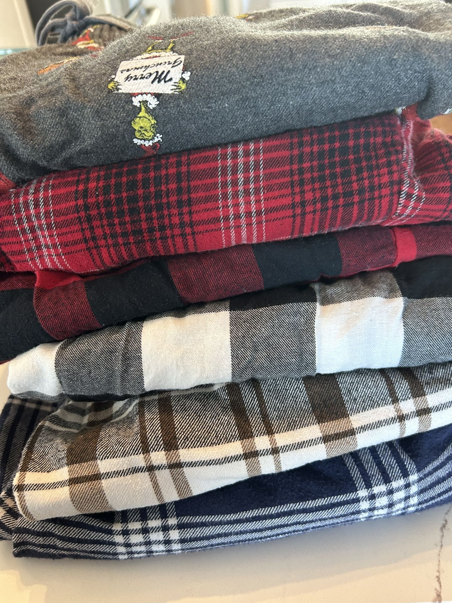 6 Pairs men’s Size small pajama Pants