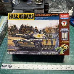 Academy 1:48 Remote Control Model Kit M-1 Abrams Tank