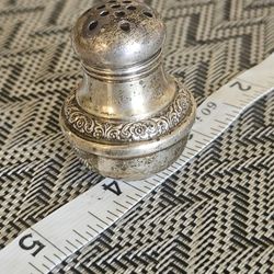 vintage sterling silver salt or pepper shaker