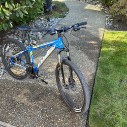 Fuji Nevada 1.9 26” Mountain Bike