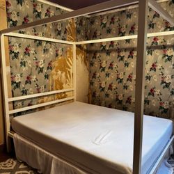 Queen Bed Frame 