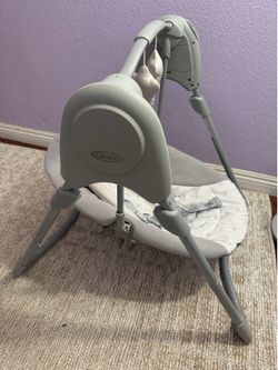 Graco baby swing