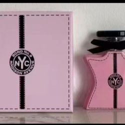 Womens sophisticated Fragrance