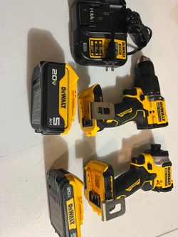20V MAX XR Hammer Drill and ATOMIC Impact Driver 2 Tool Cordless Combo Kit