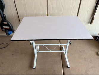 Kids adjustable writing/drawing desk