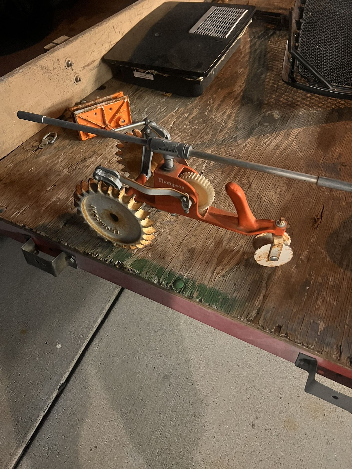 Thompson Lawn Tractor Sprinkler /Gsrden seeder