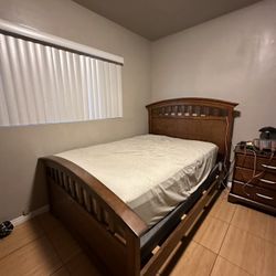 Wooden Bed Frame Full size