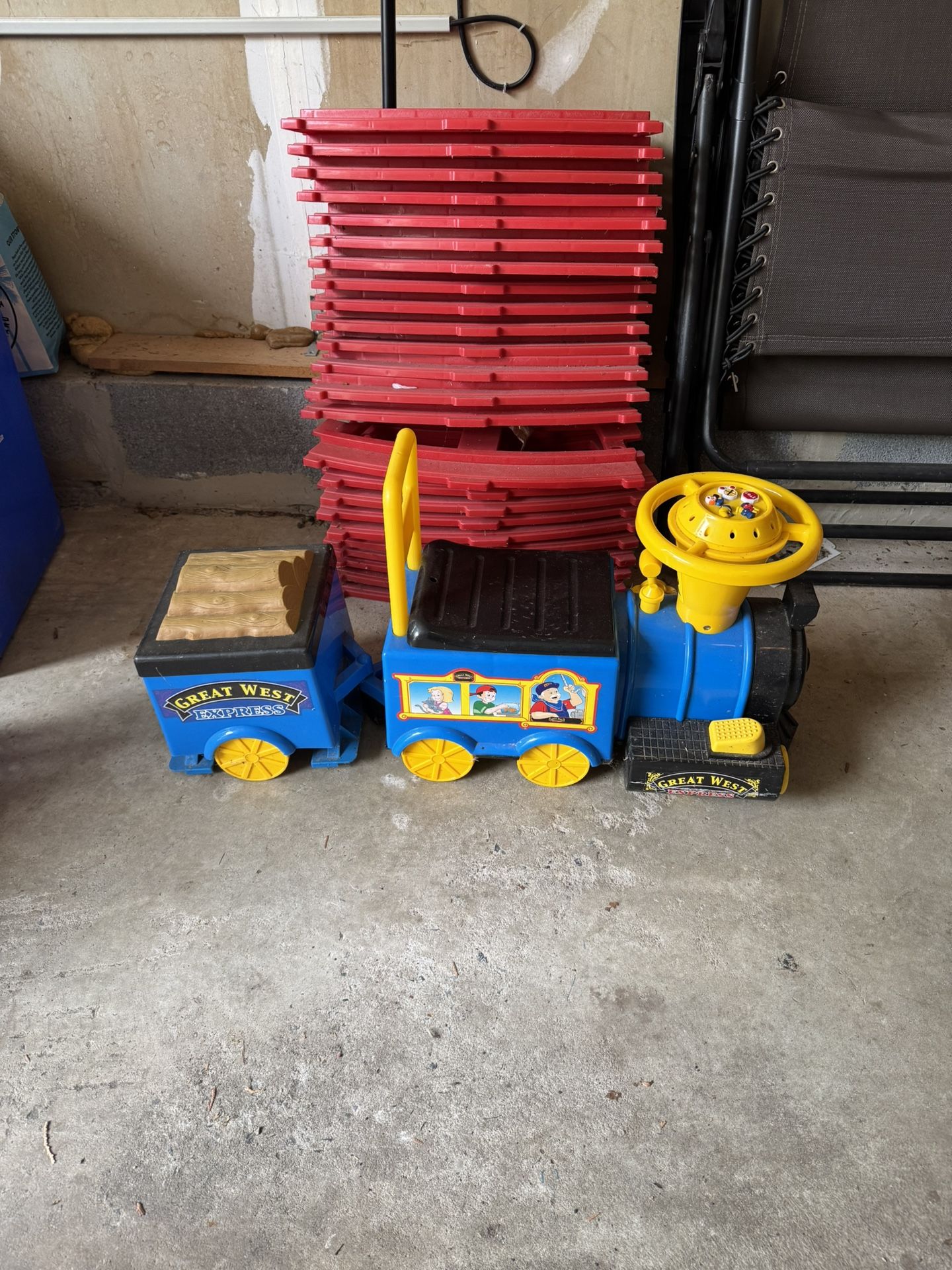 Kids Train train with Tracks