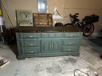 Stanley Furniture Long Dresser
