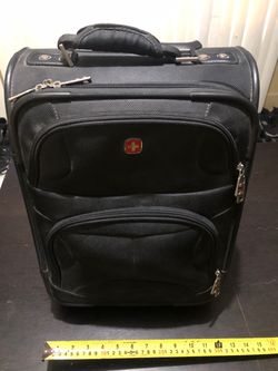 SWISS GEAR SUIT CASE