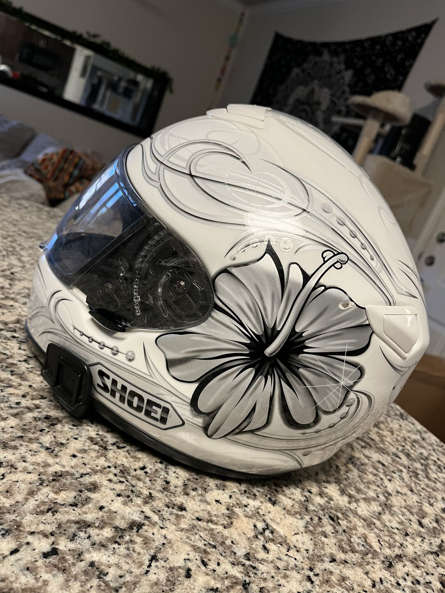 Used Women’s Small Shoei Helmet