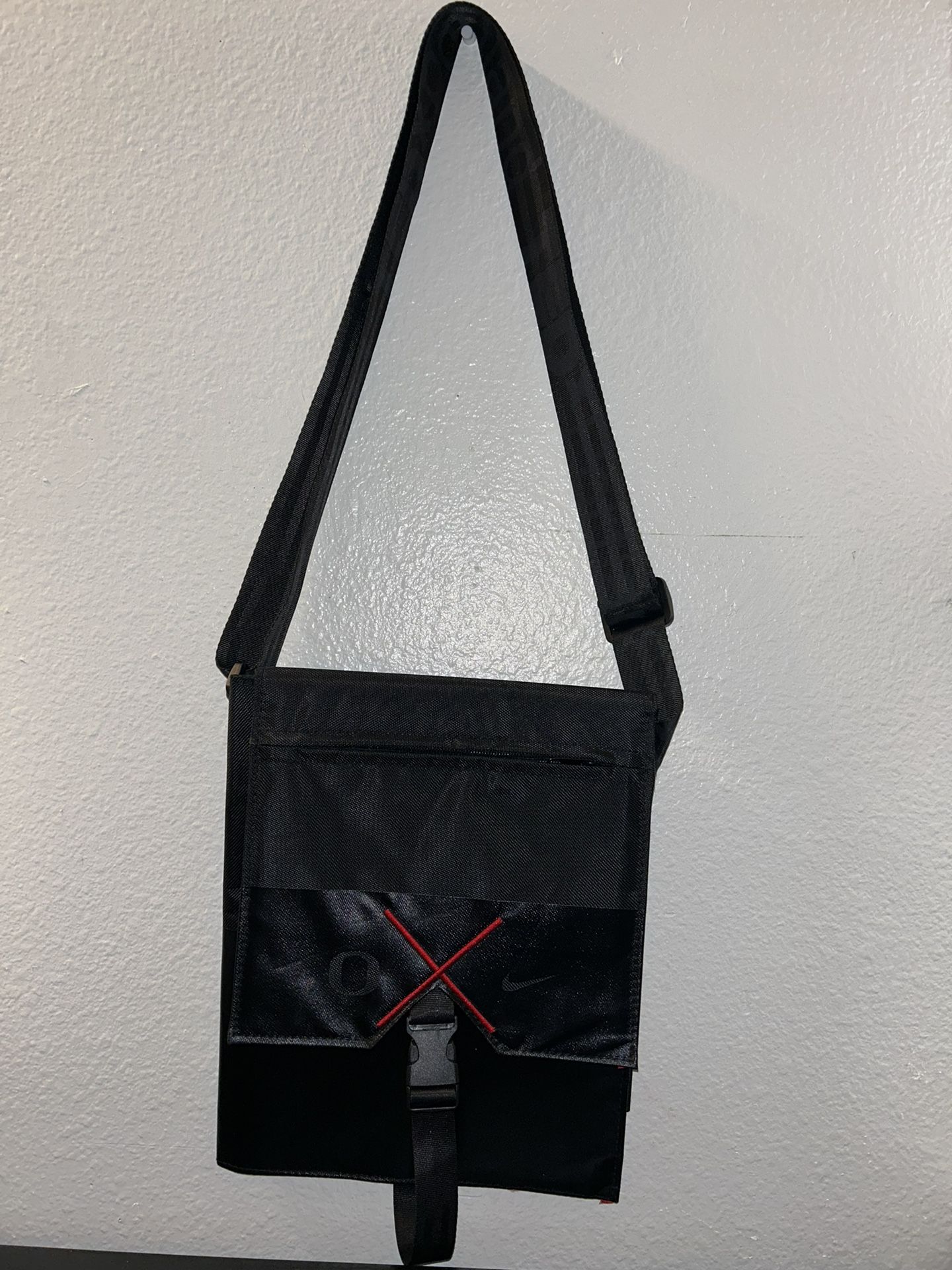 Nike Ted X Portland University of Oregon Shoulder Bag Notebook Laptop Bag Black